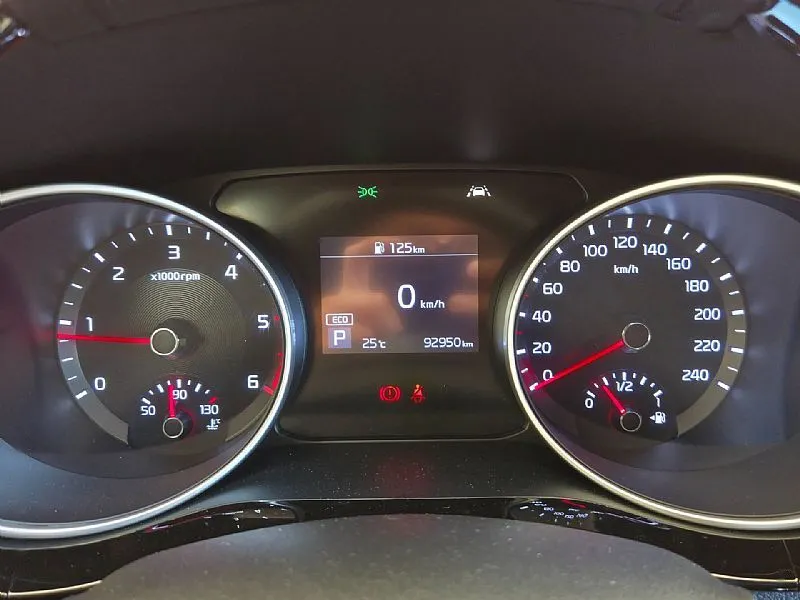 Zunanja slika - KIA Ceed - 1.6 CRDi MHEV EX Vision ISG DCT GR.SED-VOLANA - 15