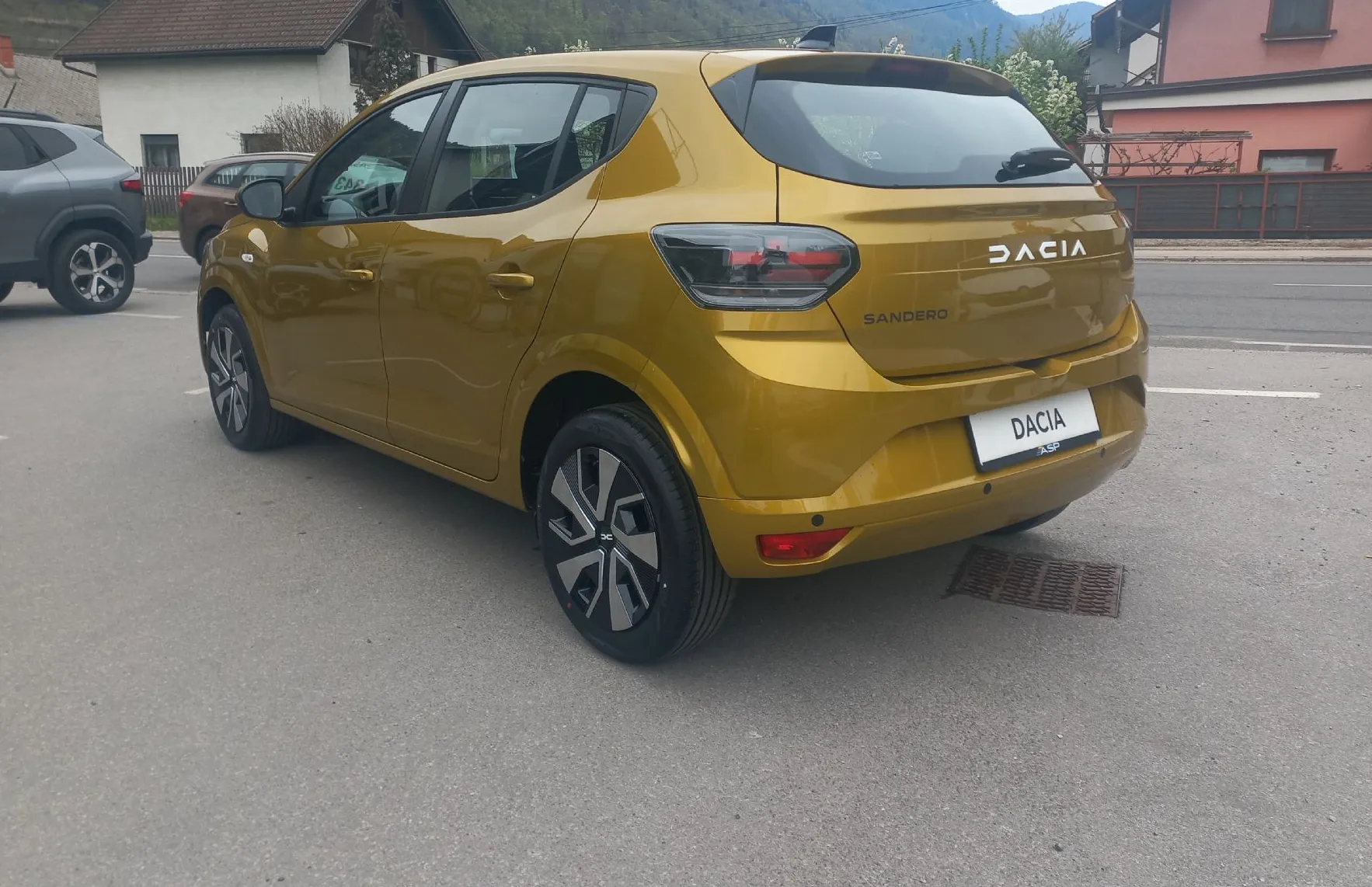 Zunanja slika - Dacia Sandero - 1.0 TCe 100 Expression - 5