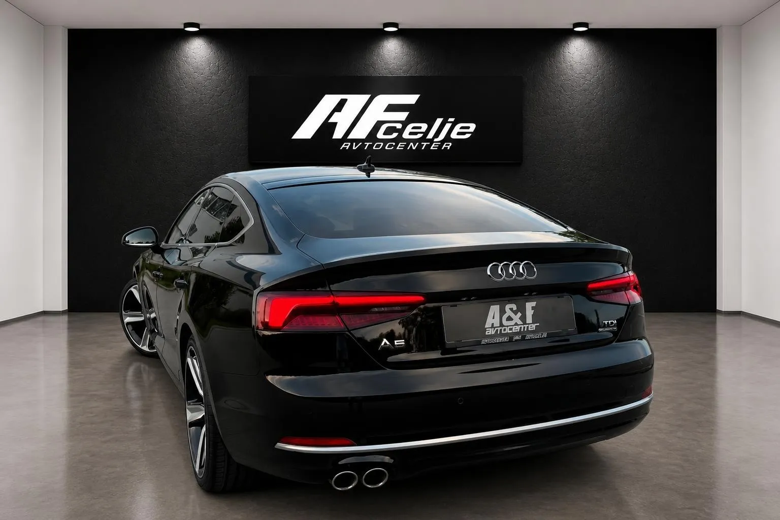 Zunanja slika - Audi A5 Sportback - 2.0 TDI-Q-4X4-AUT-111.000km-3X S LINE-VIRTUAL-... - 5