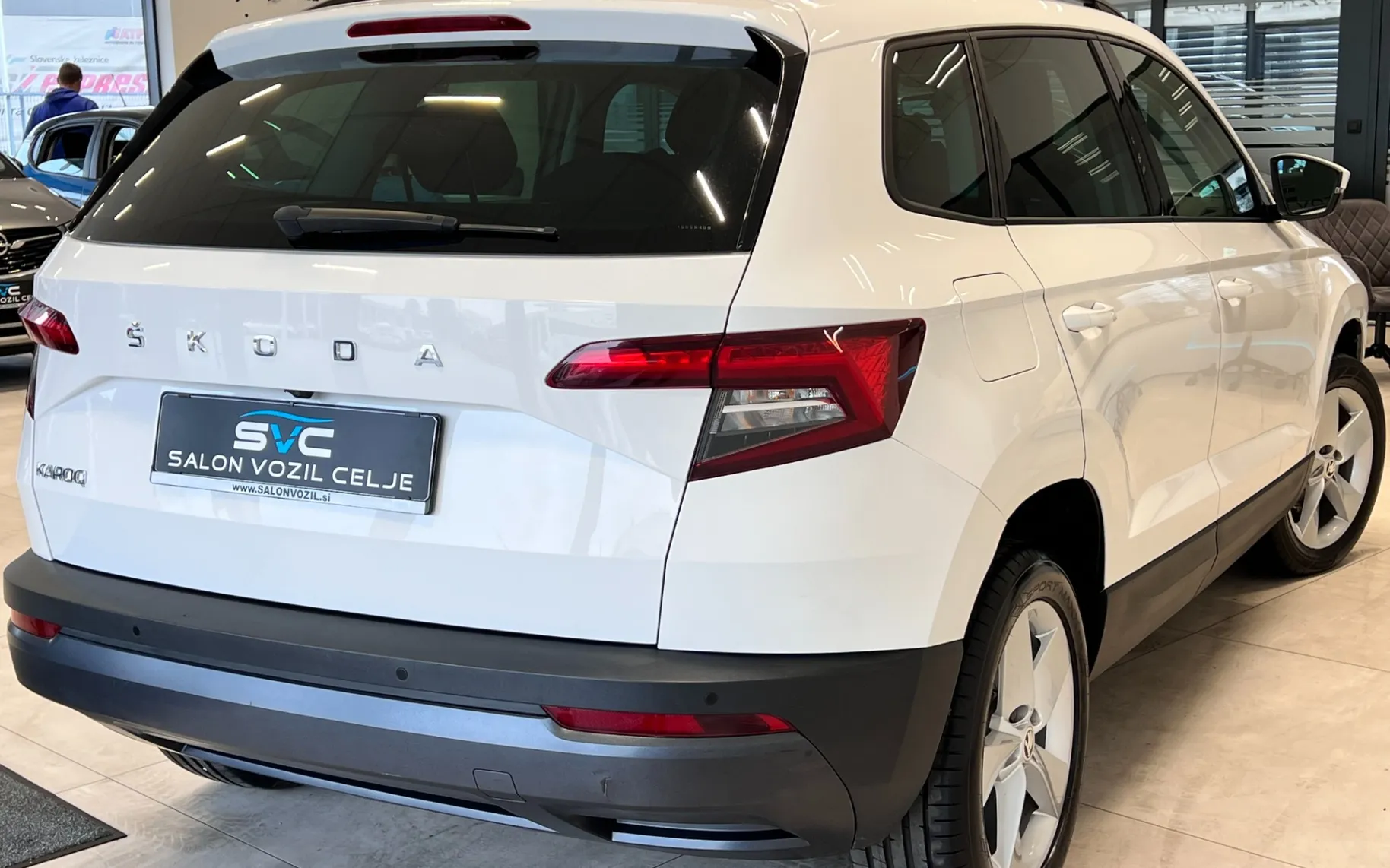 Zunanja slika - Škoda Karoq - 2.0 TDI-DSG-FRONT-ASSIST-ACC-KAM-KEYLESS-NAVI-PDC. - 4