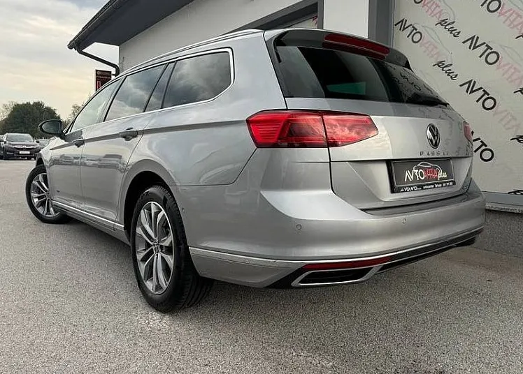 Zunanja slika - Volkswagen Passat - Variant 2.0 TDI BMT SCR 4MO. Highline avt. Led Navi Kame - 5