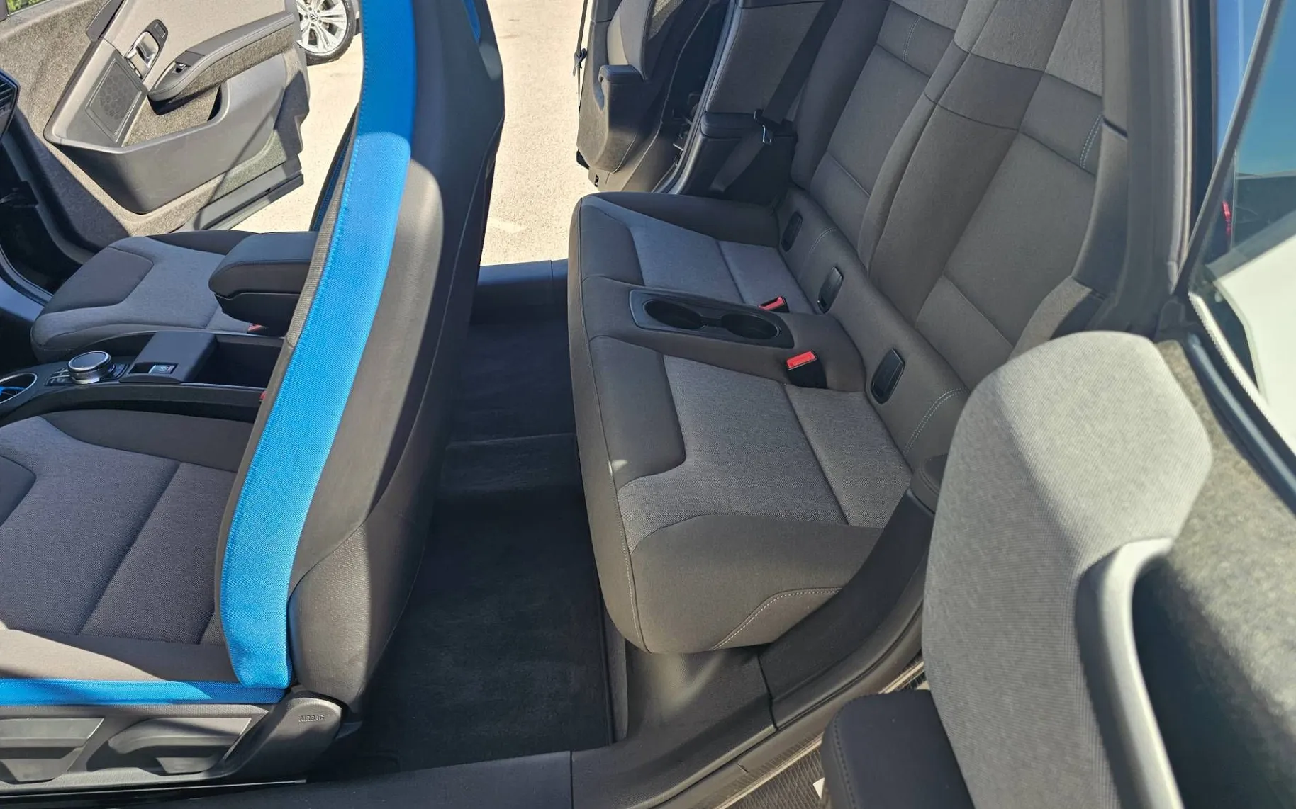 Zunanja slika - BMW i3 - BMW  120 Ah NAVI PRO LED GRET SED TEMP ... - 11