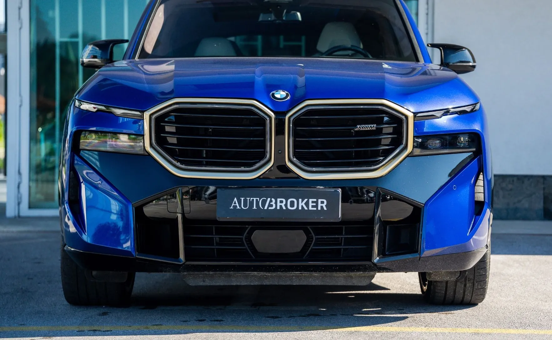 Zunanja slika - BMW XM - V8 xDrive Akrapovič HUD WEBASTO SOFT CLOSE 360 - 2