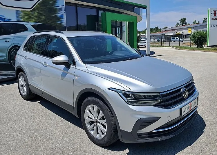 Zunanja slika - VW Tiguan - .2.0 TDI DSG Life 110kW-150KM - 3