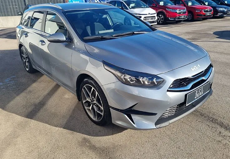 Zunanja slika - KIA Ceed - SW  SW 1.5 T-GDI EX Vision GARANCIJA,1.LAST. - 4