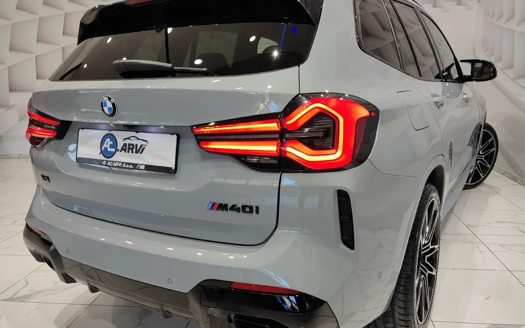 Zunanja slika - BMW - X3 xDrive M40i M Sport Edition Avt. - 4