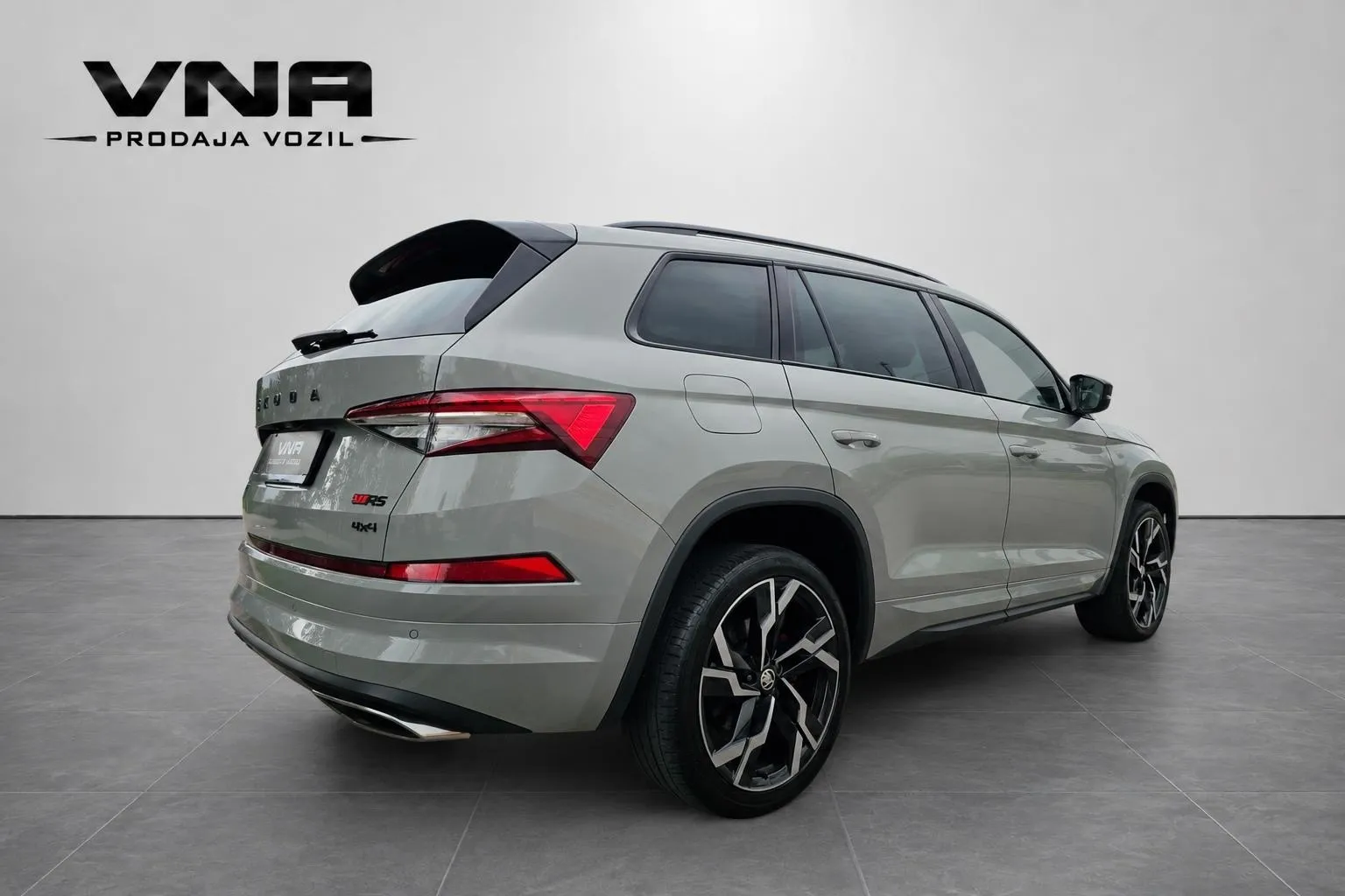 Zunanja slika - Škoda Kodiaq - 4x4 2.0 TSI RS DSG |PANORAMA|KLJUKA|KAMERA|NARDO| - 6