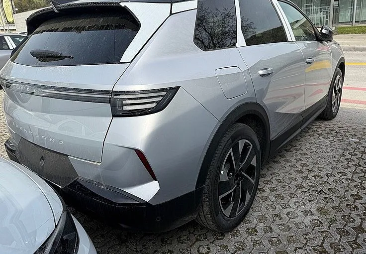Zunanja slika - Opel Grandland - 1.2 MHEV 100KW TURBO GS DCT - 4
