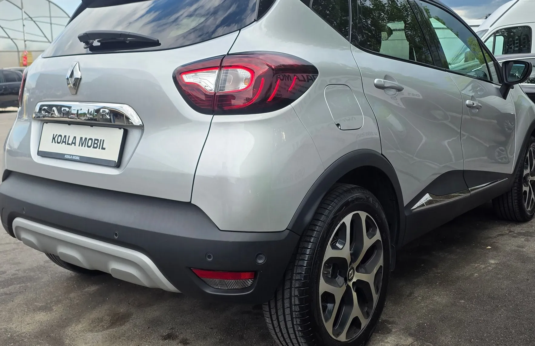 Zunanja slika - Renault Captur - TCe 90 INTENS LED-KAMERA-ALU PLATIŠČA-1.LASTNIK - 5