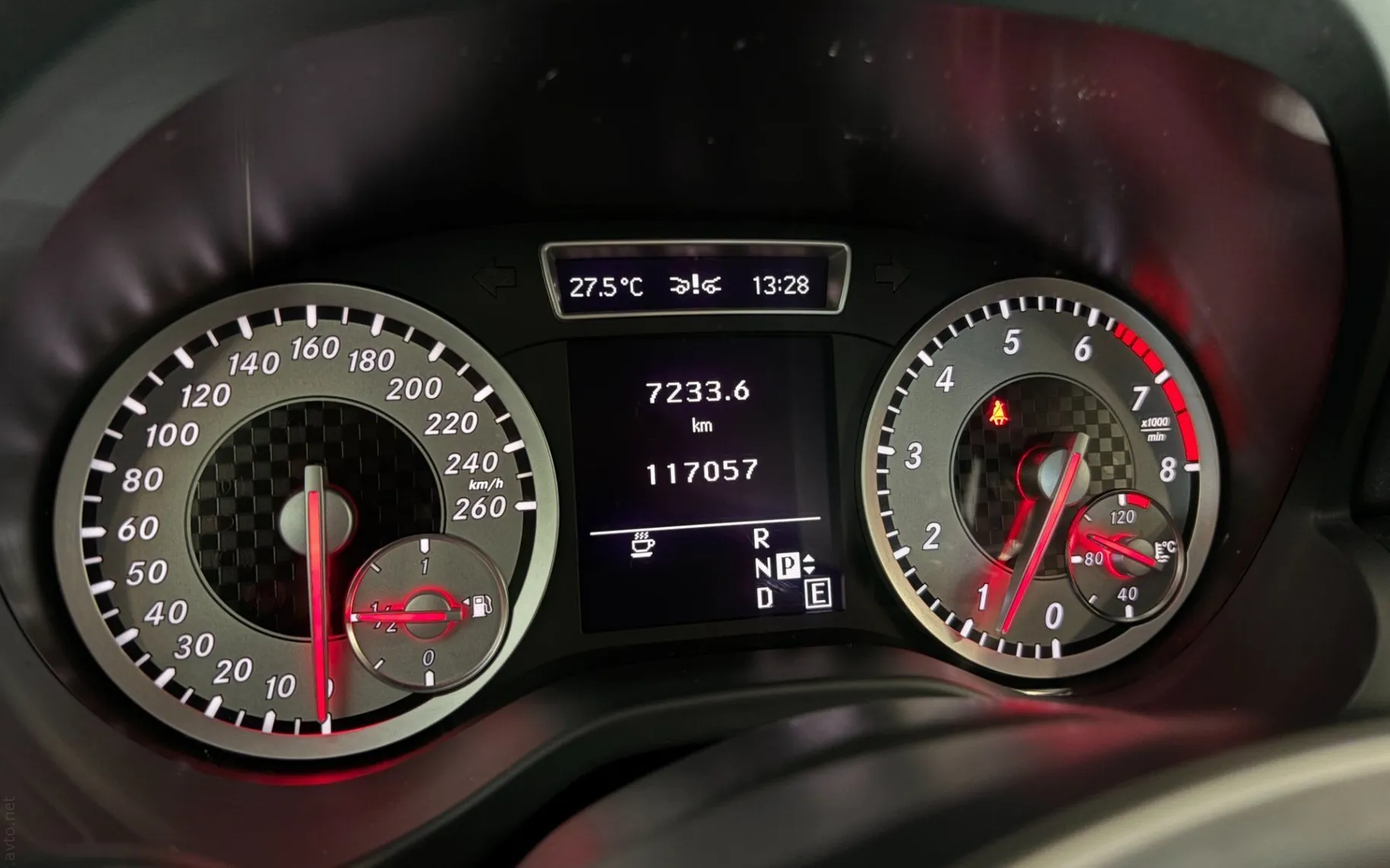 Notranja slika - Mercedes-Benz A-Razred - 180  Kamera - Memory - Navi - Gretje - PDC - 10