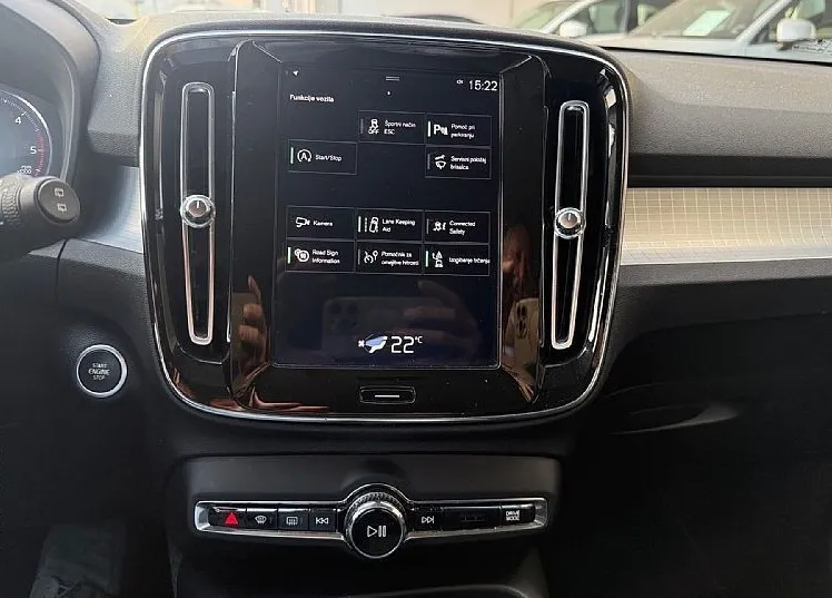 Zunanja slika - Volvo XC40 - D3 AUT LED velik servis - 14