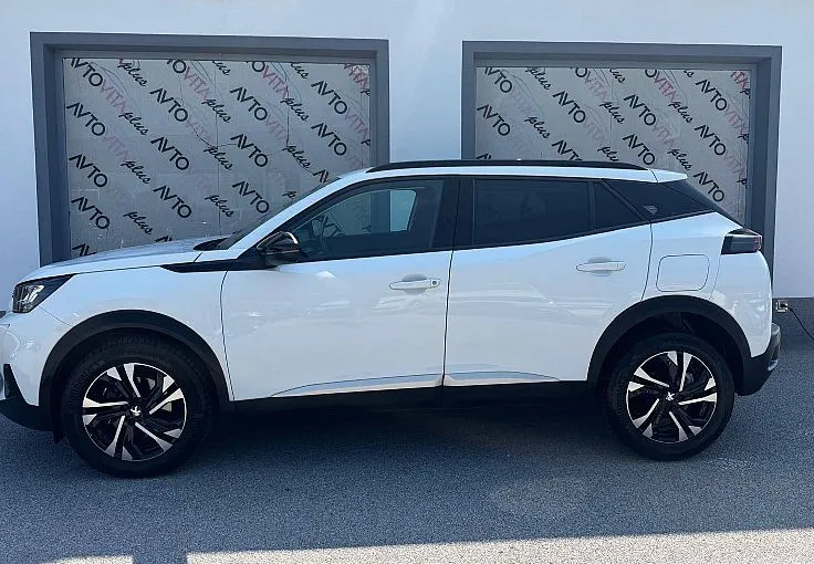 Zunanja slika - Peugeot 2008 - ROADTRIP 1.5 Hdi Aut. Virtual Navi Kamera Tempomat - 4