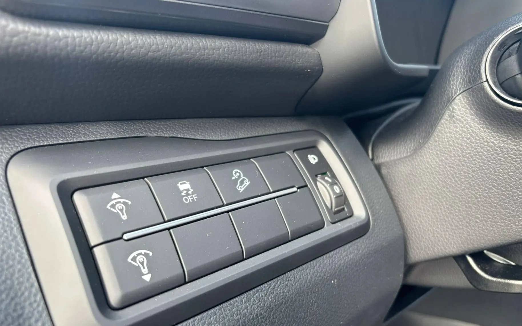 Zunanja slika - KG Mobility Tivoli - 1.5 GDI-T Fresh - 13
