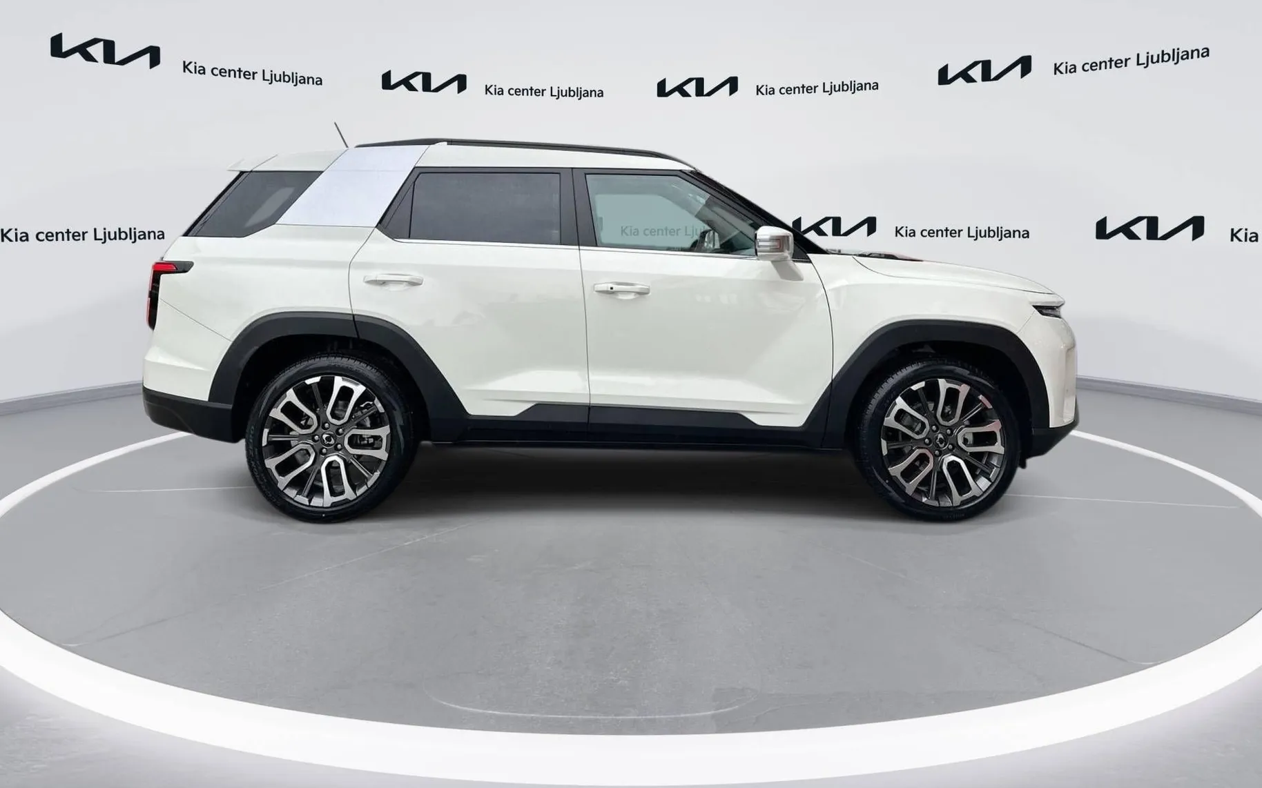 Zunanja slika - SsangYong Torres - 1.5 T-GDI PREMIUM 4WD AT... - 4