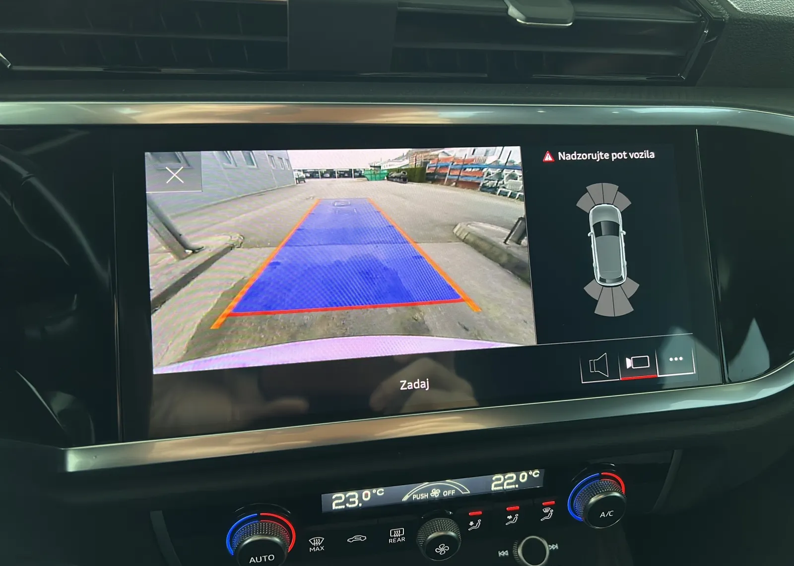 Zunanja slika - Audi Q3 - 35 TDI S tronic Quattro - 7