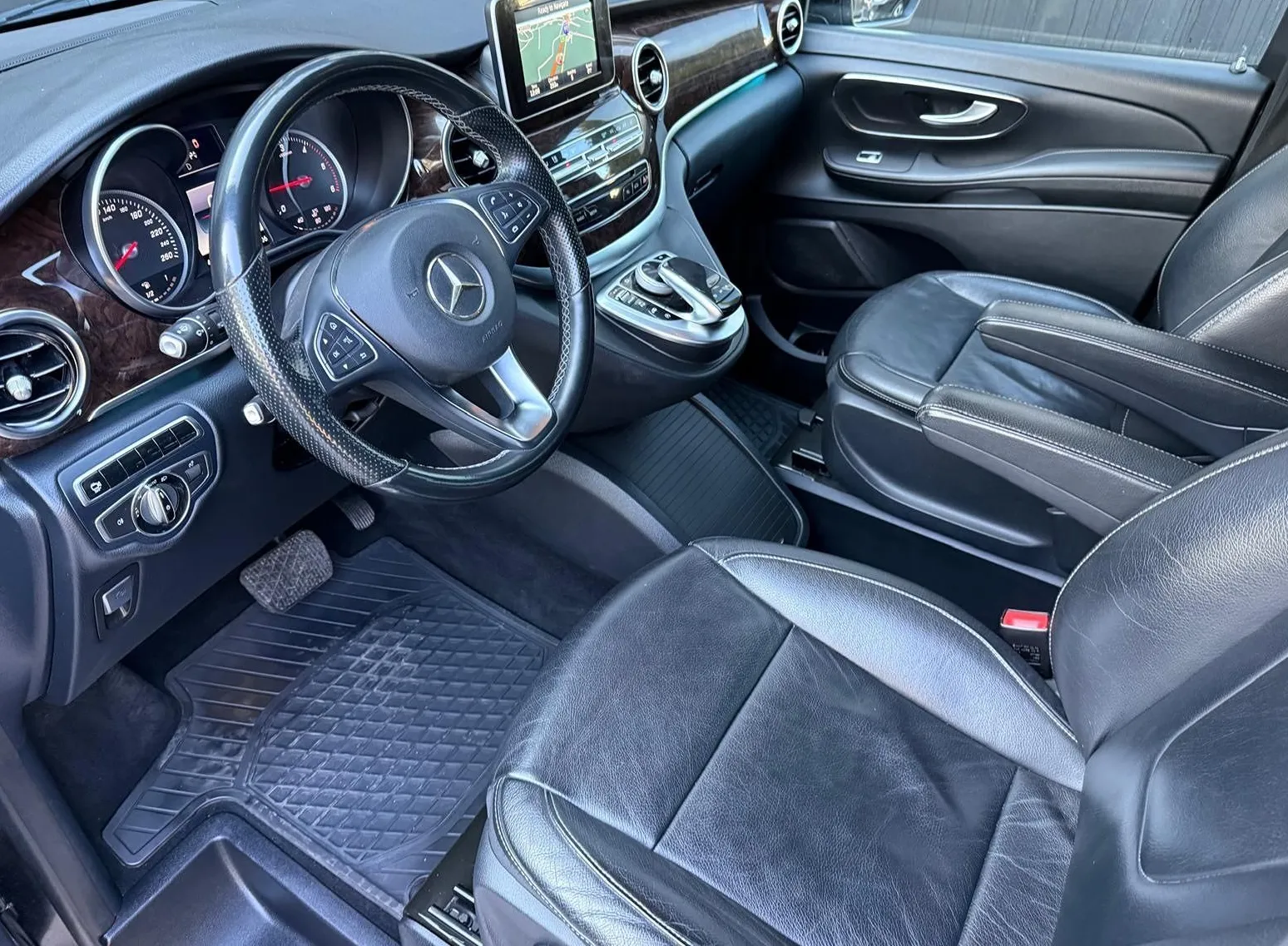 Zunanja slika - Mercedes-Benz V-Razred - V 250d  dolgi-EL.VRATA-VK-USNJE-NAVI-7+1-KAM360... - 7