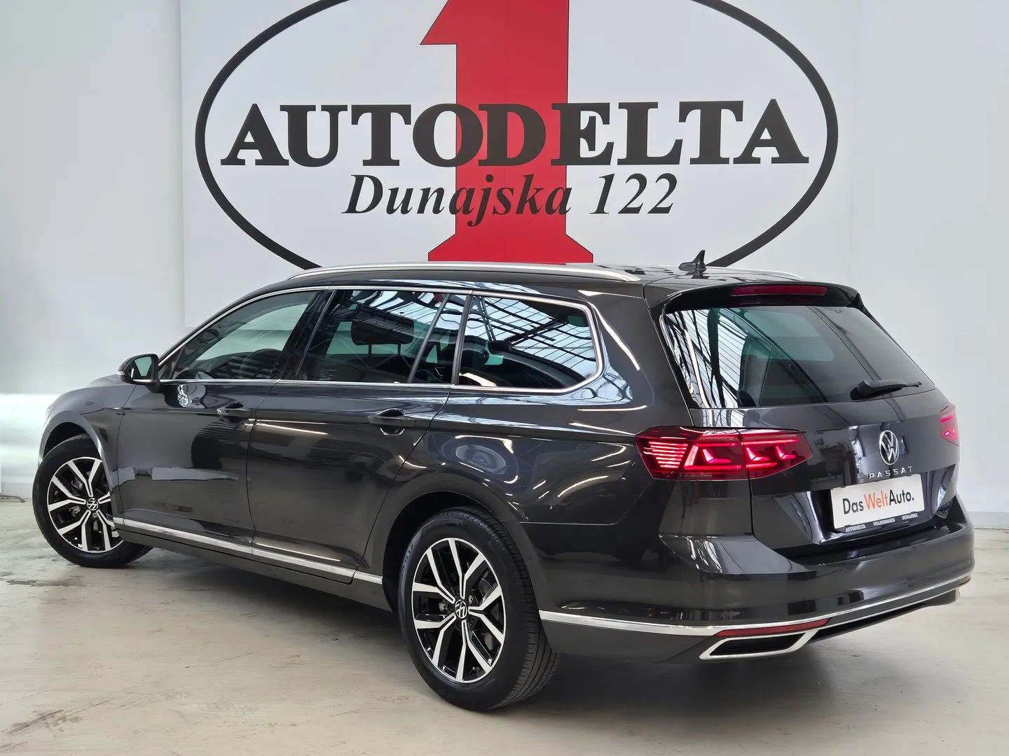 Zunanja slika - VW Passat - Variant Elegance 2.0 TDI DSG - 4