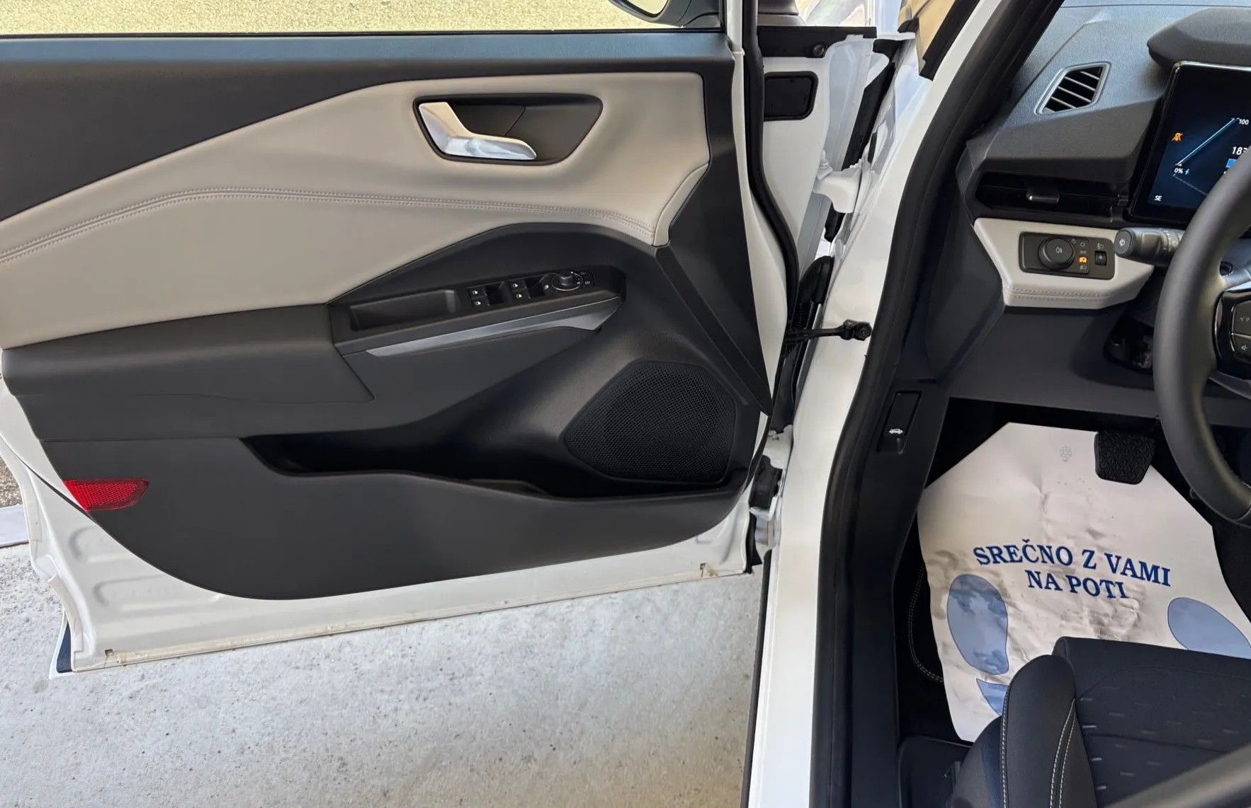Zunanja slika - Ford Puma - GEN-E 43 kWh 168KM A1 - 13