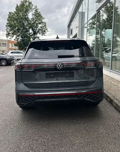 Zunanja slika - VW Tiguan - 2.0 TDI BMT 4JOY DSG - ZALOGA - 3