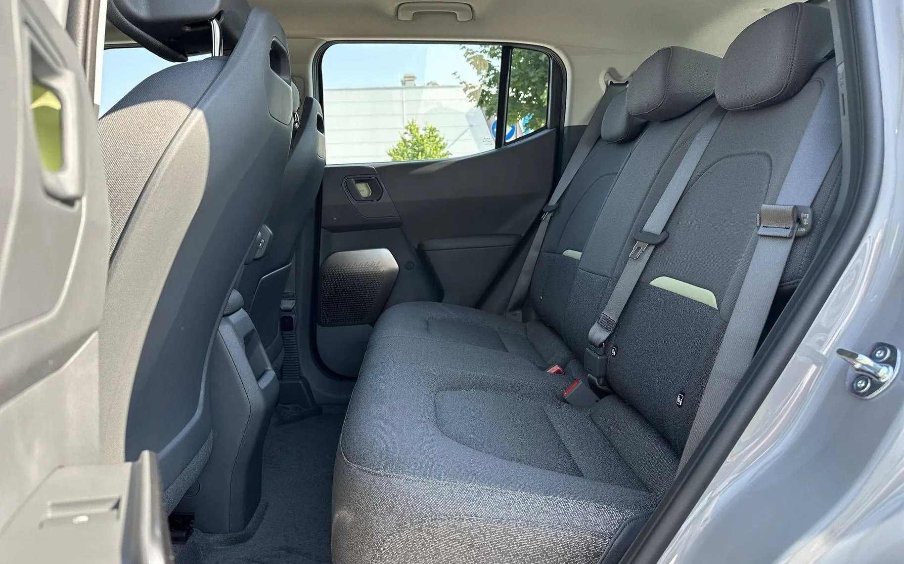 Notranja slika - KIA EV2 - 42.2 kWh Air - 11