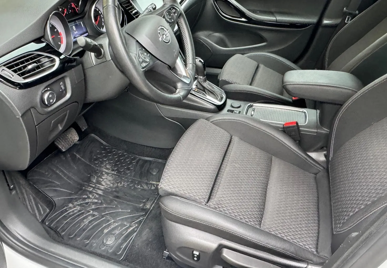 Zunanja slika - Opel Astra - 1.4 DI TURBO-INOVATION-110KW S S DYNAMIC AUTO ST - 9