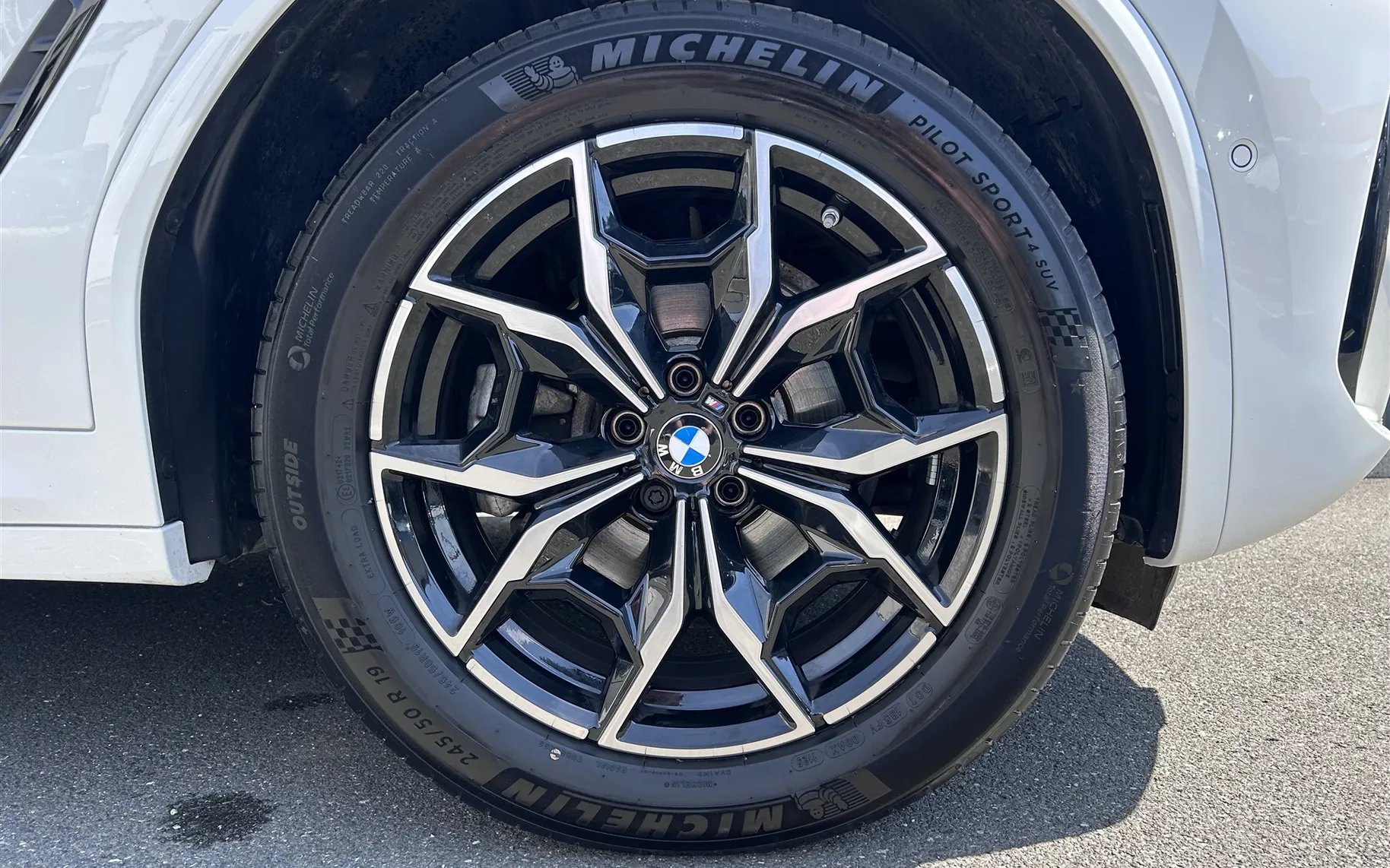 Zunanja slika - BMW X4 - xDrive20d - 4