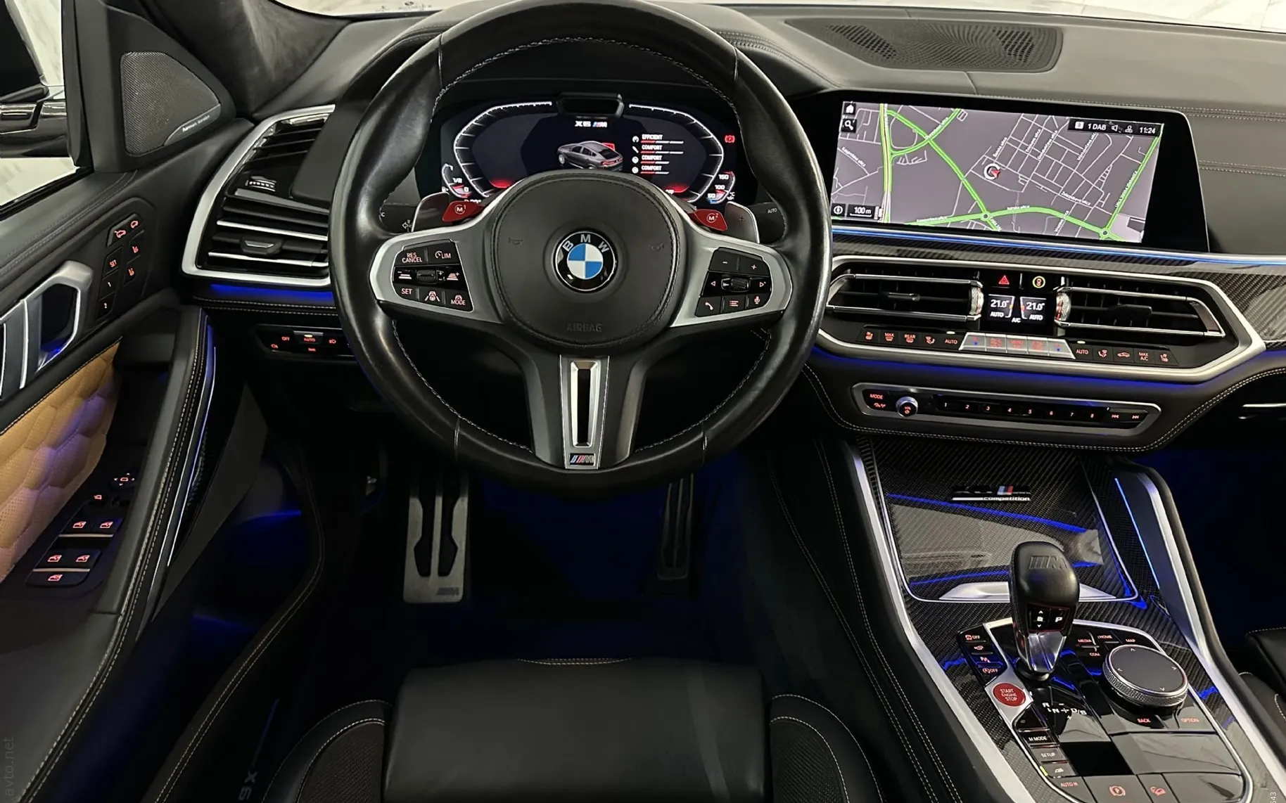 Notranja slika - BMW serija X6: - M Competition|Laser|SoftC|360K|Masaža|Hlaj|Harman. - 10