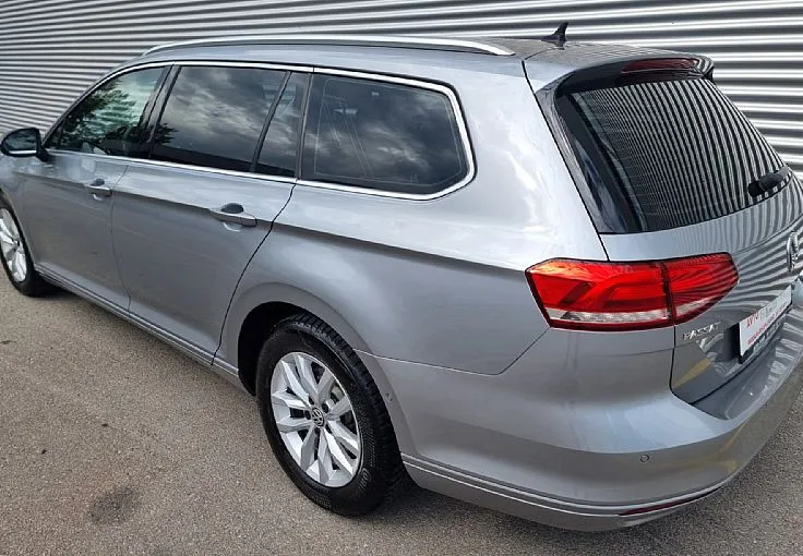 Zunanja slika - Volkswagen Passat - Variant 2.0 TDI-DSG-VELIKA NAVI-KAMERA-2X PDC-FINANCIRANJE - 3