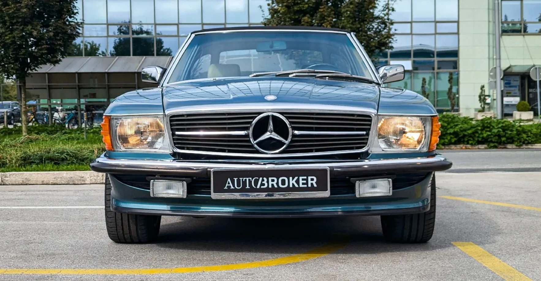 Zunanja slika - Mercedes-Benz SL-Razred - SL560 oldtimer AUT certifikat starodobnika - 2
