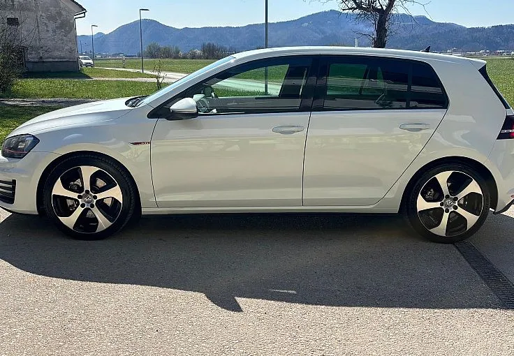 Zunanja slika - Volkswagen Golf - 2.0 GTI BMT DSG - KAMERA - 8