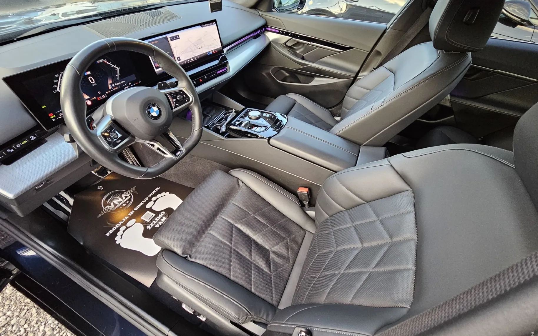 Notranja slika - BMW serija 5: - 520d Avt. |M-OPTIC|VIRTUAL|AMBIENT|EL-SED|ALU19| - 7