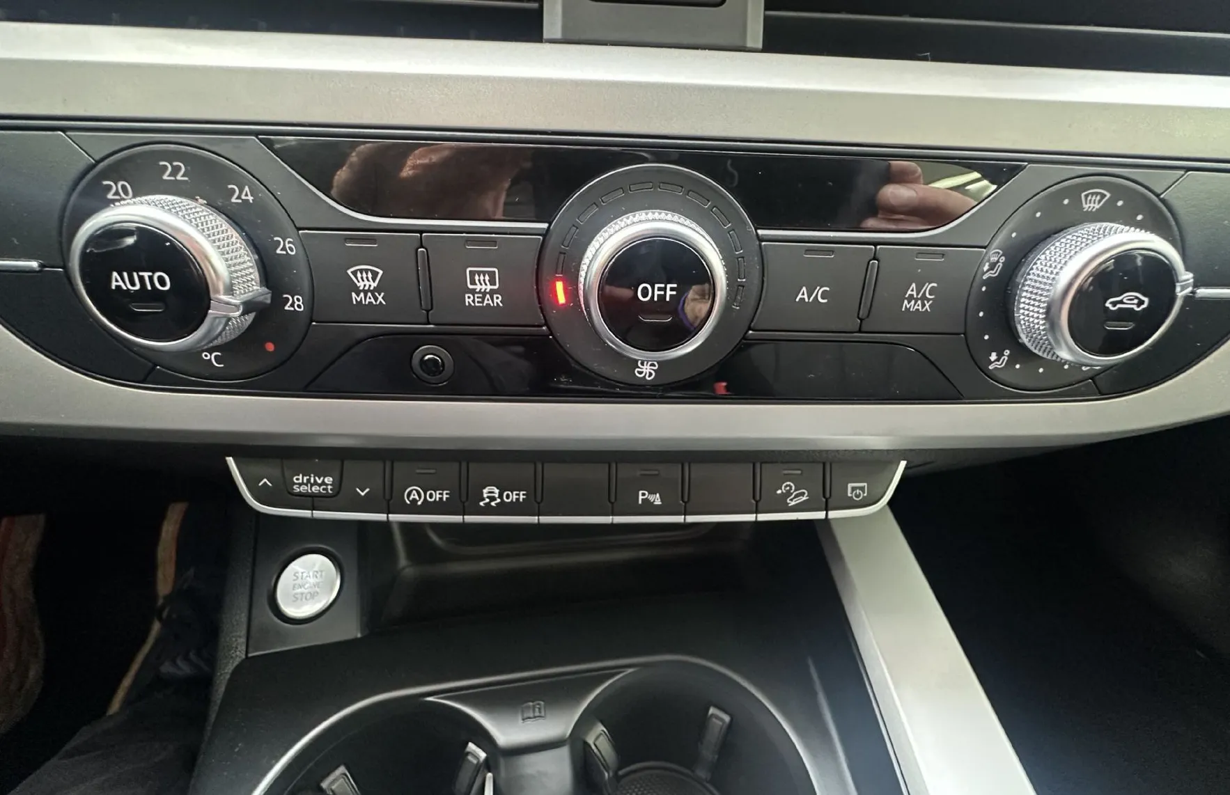 Zunanja slika - Audi A4 Allroad - 40 TDI quattro S tronic 150kW.ACC.LED.4X4.NAVI.ALU - 24