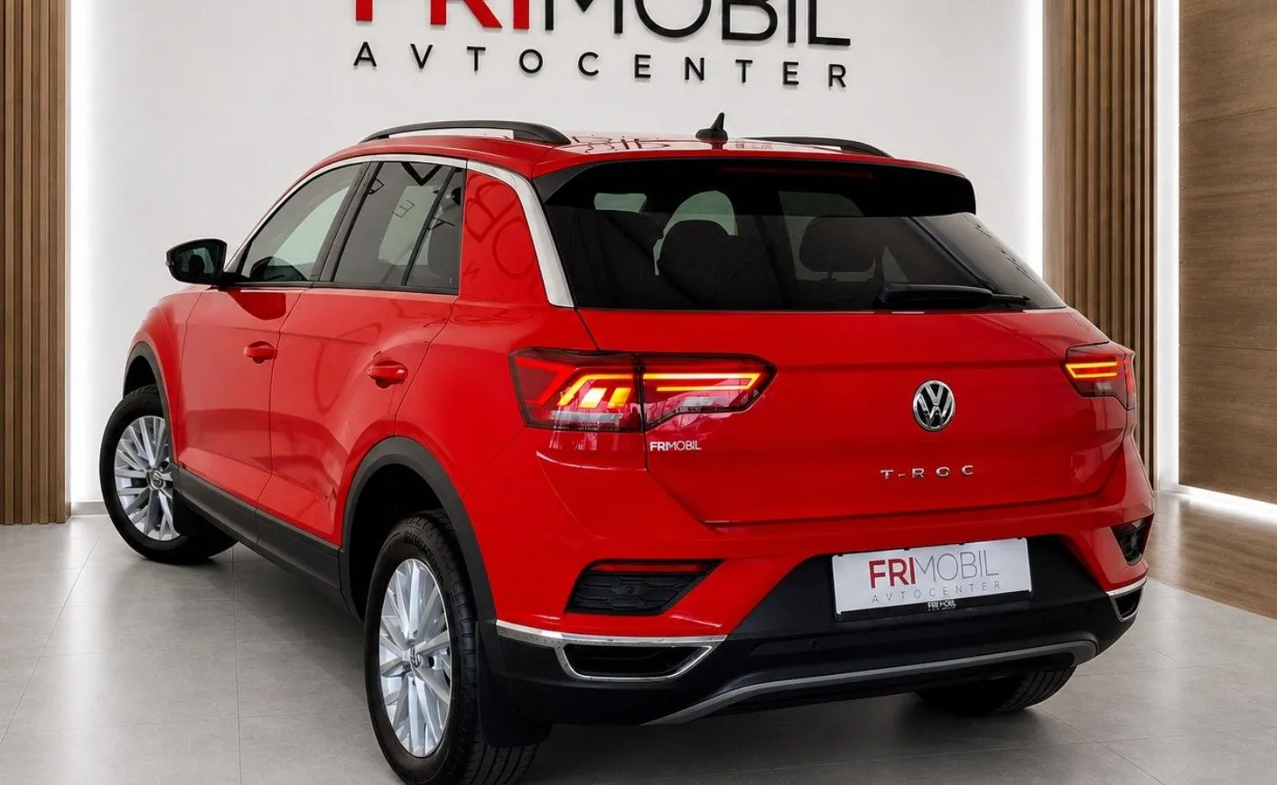 Zunanja slika - Volkswagen T-Roc - 1.0 TSI Style•PARK.SENZORJI•ACC•MRTVI KOTI•SLO•... - 4