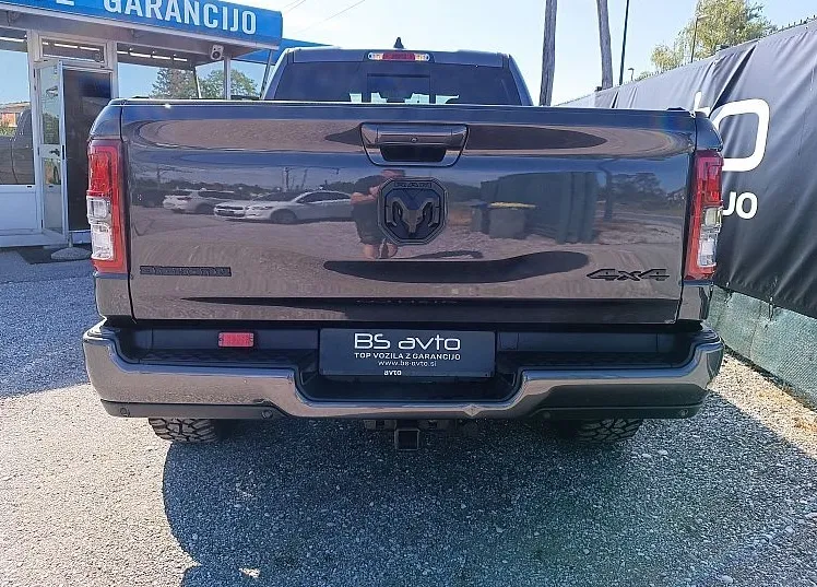 Zunanja slika - Dodge Ram - 1500+ PLIN BIGHORN ALU 20 KAMERA XENON PDC NAVI - 5