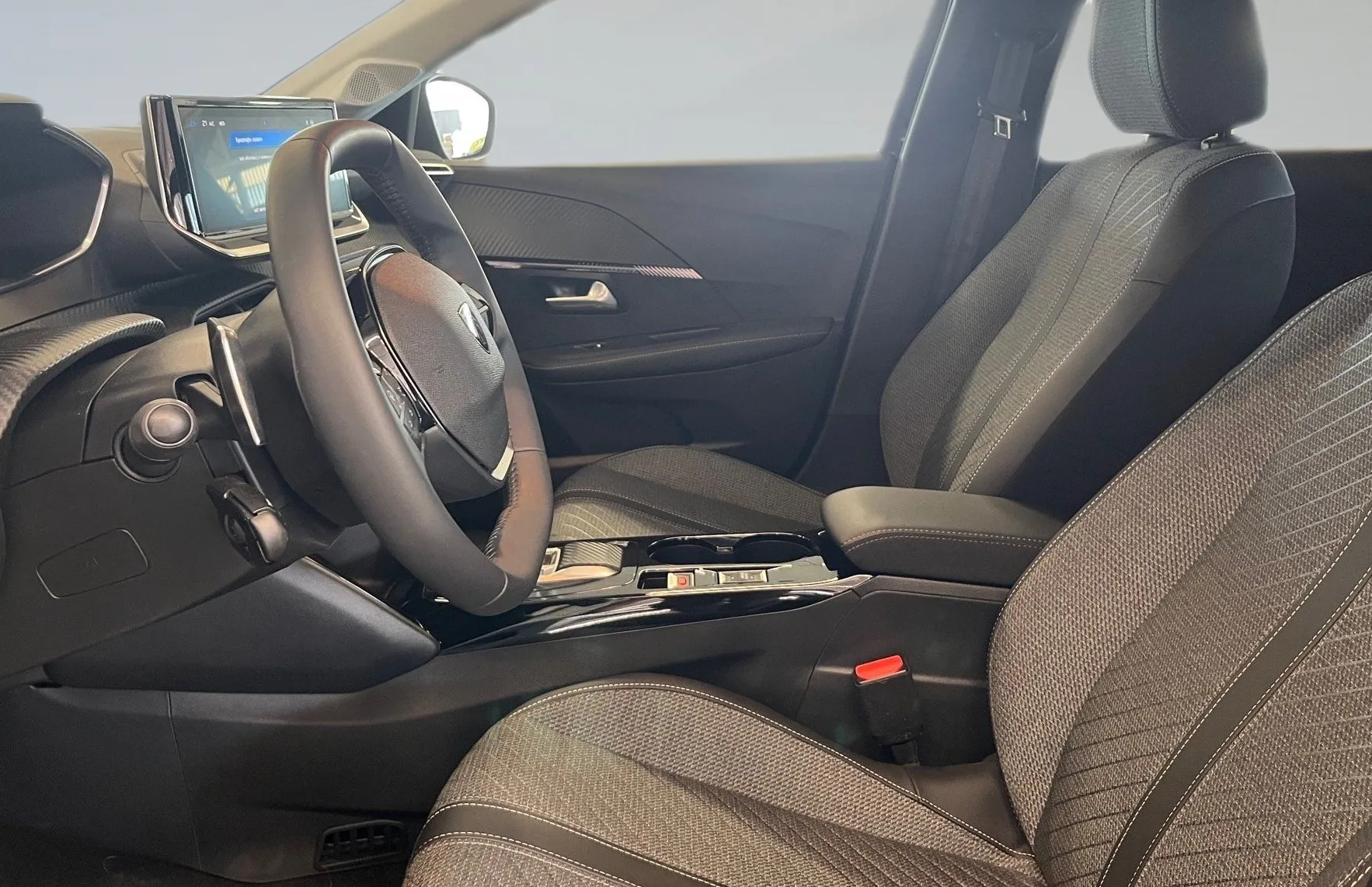 Zunanja slika - Peugeot 208 - MHEV  100  110 e-DCT6 Allure Avt. - 7