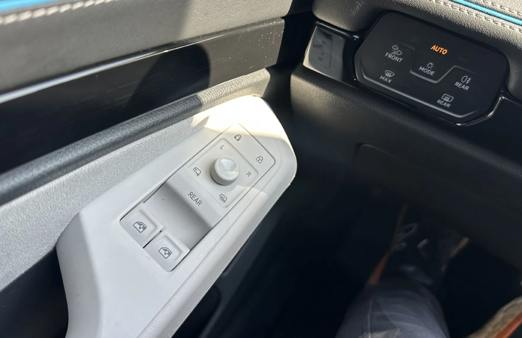 Zunanja slika - Volkswagen ID.7 - 210kW.NEMŠKI+4ALU.KAMERA.LED.NAVI.USNJE.ACC.PANORA - 11