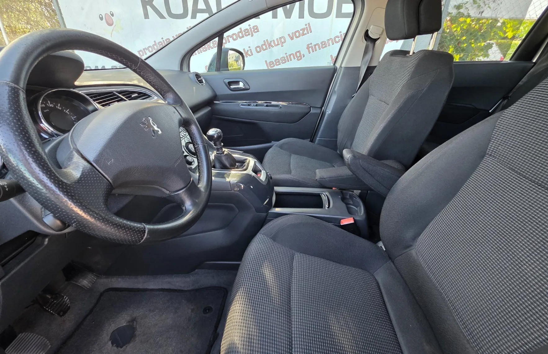 Zunanja slika - Peugeot 5008 - Premium 1.6 HDi FAP 7SEDEŽEV-KLIMA-ALU PLATIŠČA - 10