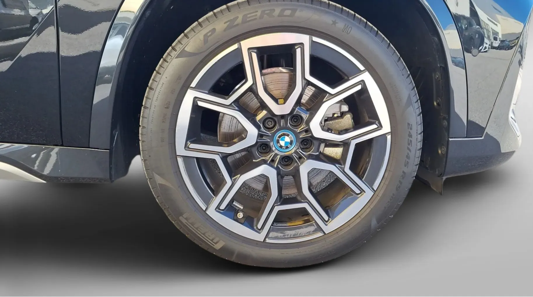 Zunanja slika - BMW X1 - serija :  xDrive25e X-LINE. SLO.LED - 15