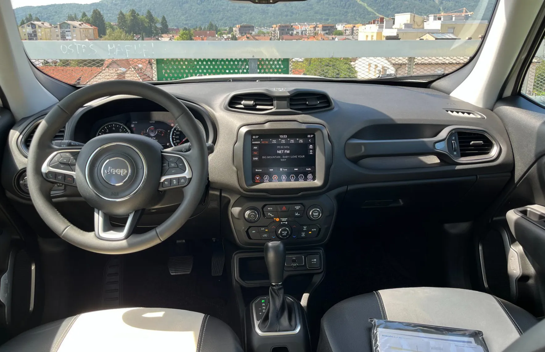 Zunanja slika - Jeep Renegade - 1.5 T4 e-Hybrid Altitude LED. ACC. VZR KAM. PDC - 10