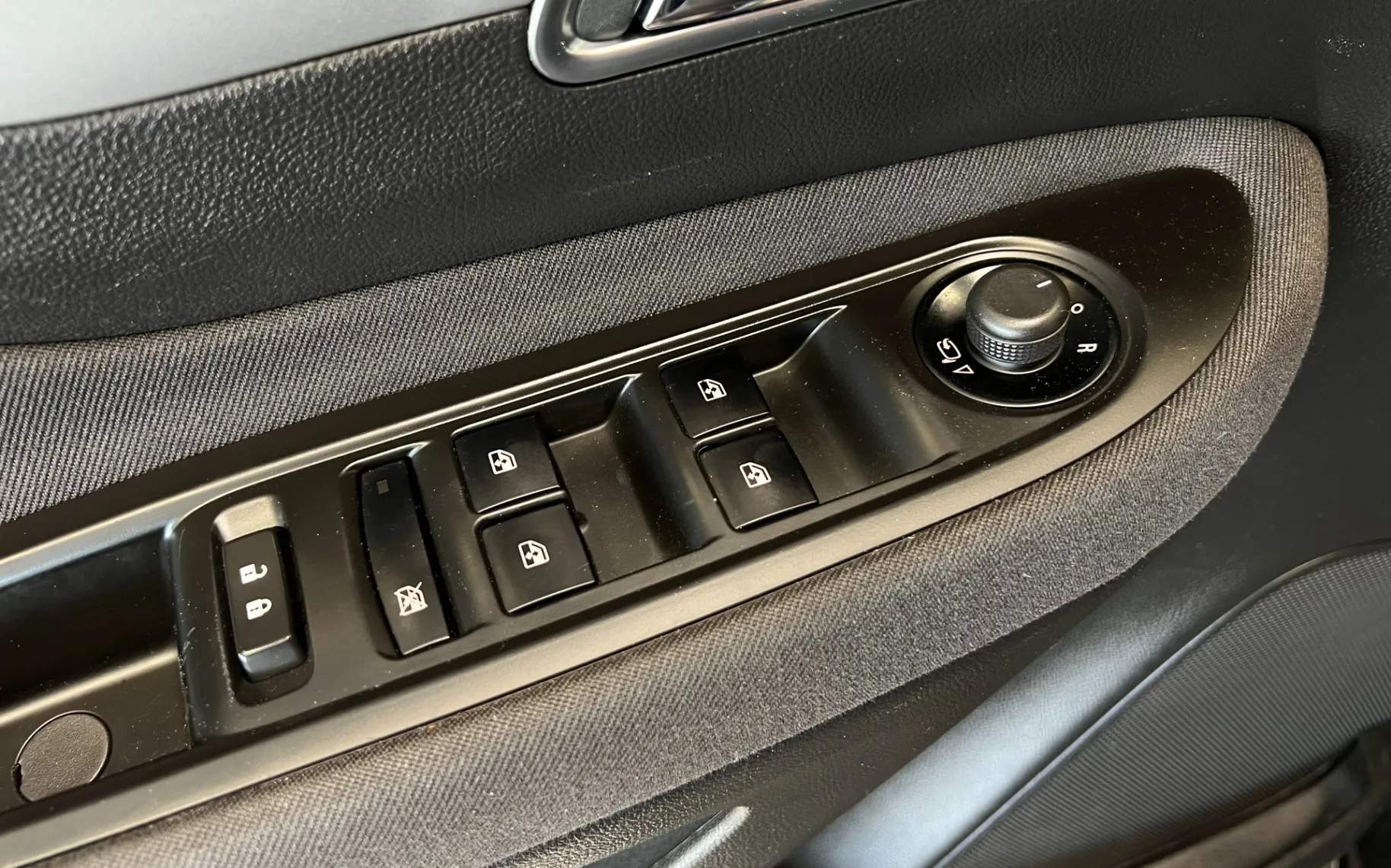 Zunanja slika - Opel Mokka - 4x4 1,4 Turbo Cosmo Start/Stop - 19