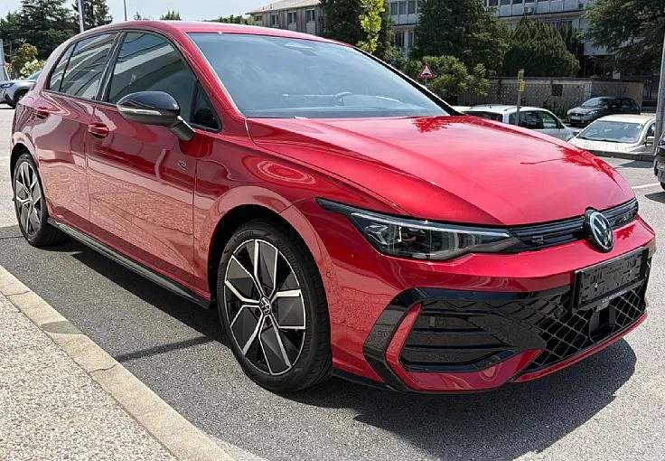 Zunanja slika - Volkswagen Golf - 1.5 eTSI BMT 4Joy DSG - 2