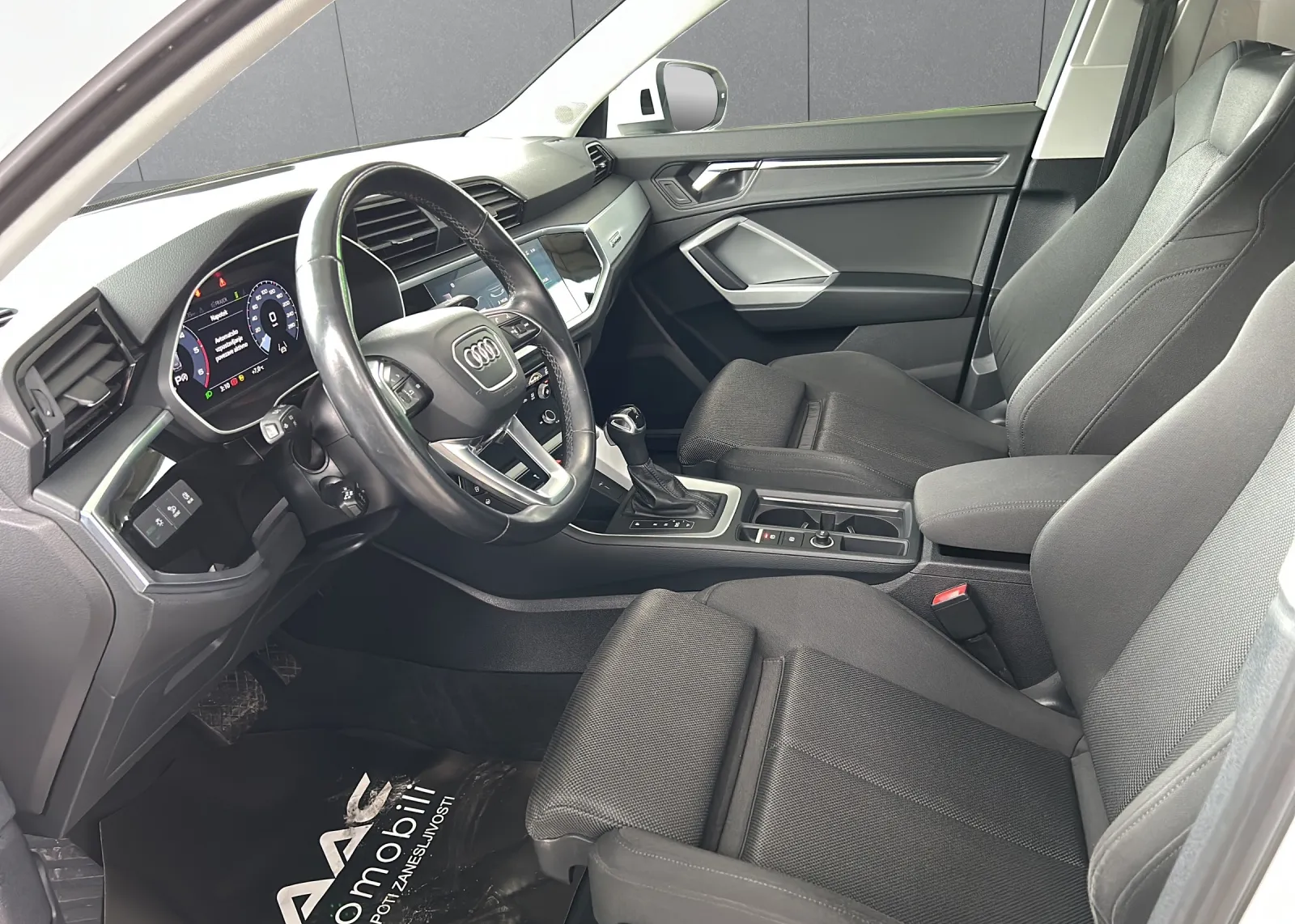 Zunanja slika - Audi Q3 - 35 TDI S tronic Quattro - 15