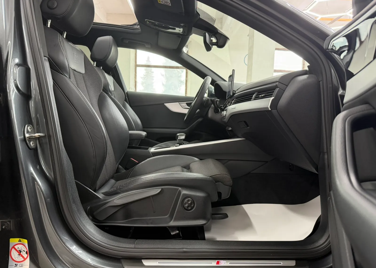 Zunanja slika - Audi A4 - quattro AUT. - 8