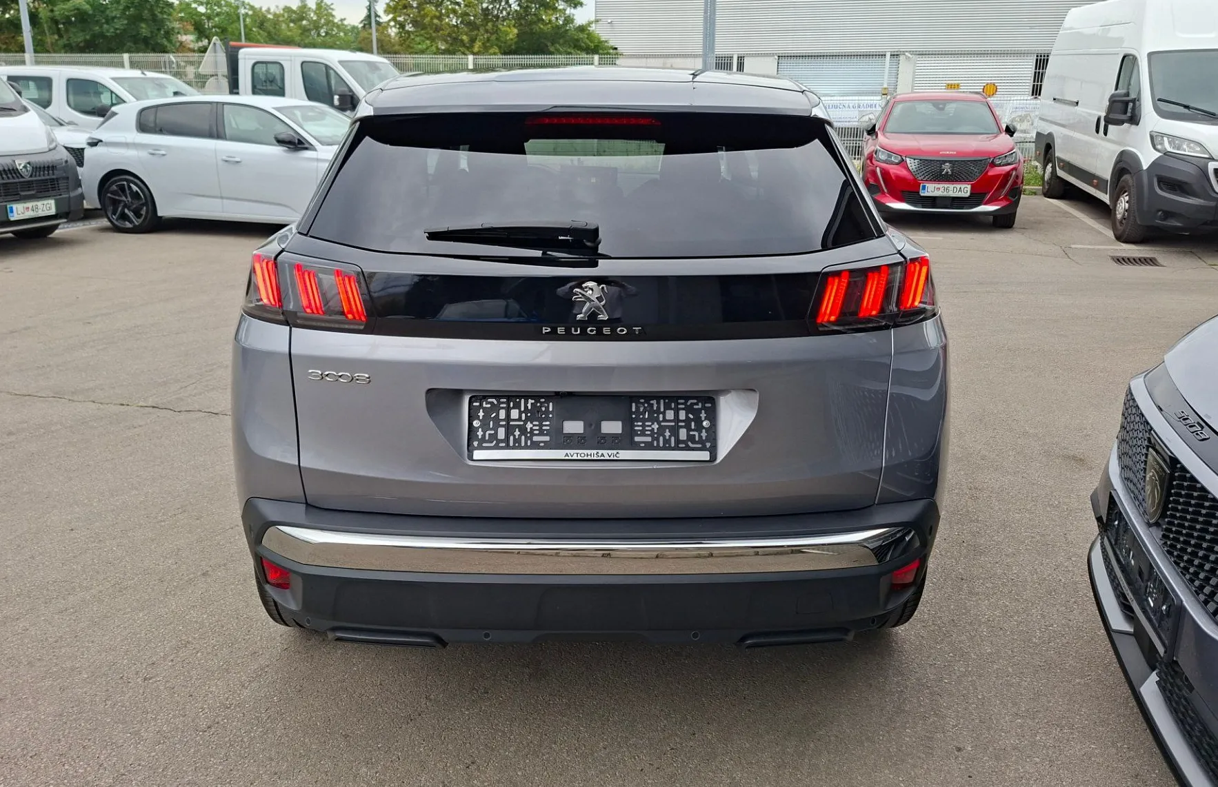 Zunanja slika - Peugeot 3008 - 1.5 BlueHDI 130 S S Allure Pack Avt. - 3