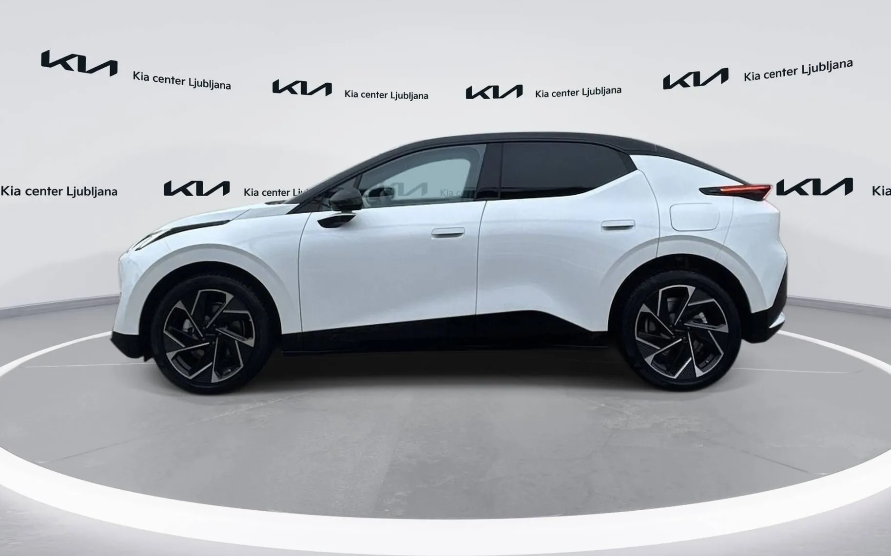 Notranja slika - Lynk & Co 02 - More - 7