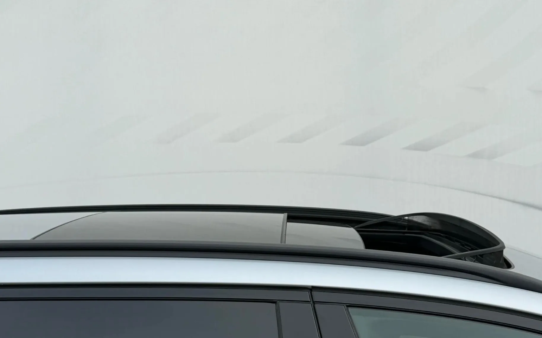 Zunanja slika - BMW Serija 5 - Touring: 520d-AUT-SPORT-FUL LED-LIZING ZA TUJCE-PANORAMA - 14