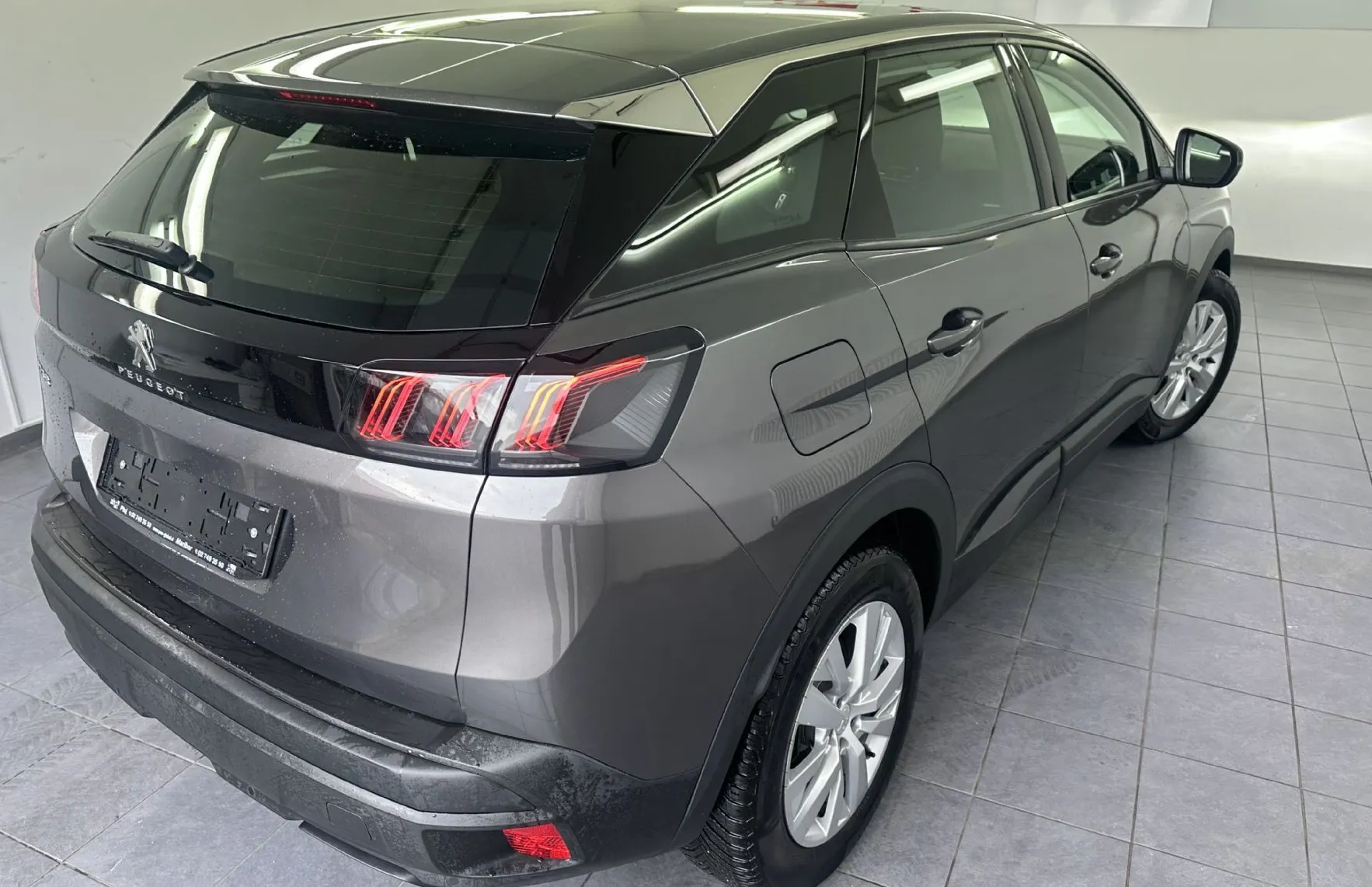 Zunanja slika - Peugeot 3008 - 1.5 BlueHDi 130 EAT8 Active.KAMERA.NAVI.ALU.2022 - 15