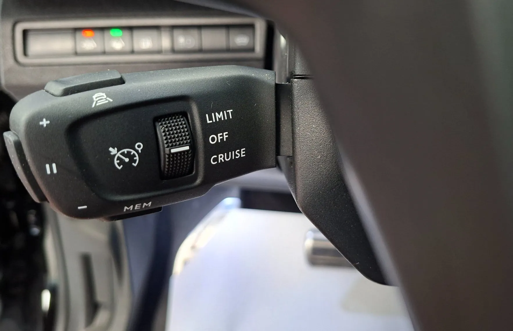 Zunanja slika - Peugeot 3008 - PHEV4 300 GT Avt.-FULL LED-NAVI-360 KAMERA- - 20