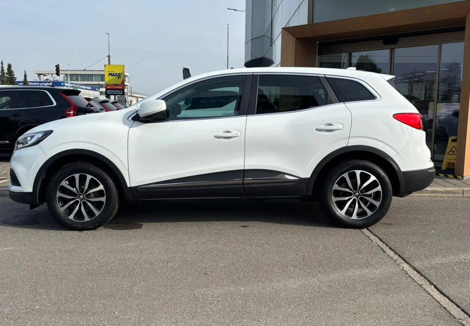 Zunanja slika - Renault Kadjar - 1.5 DCI EQUILIBRE EDC KAMERA-PDC-TEMPOMAT - 3