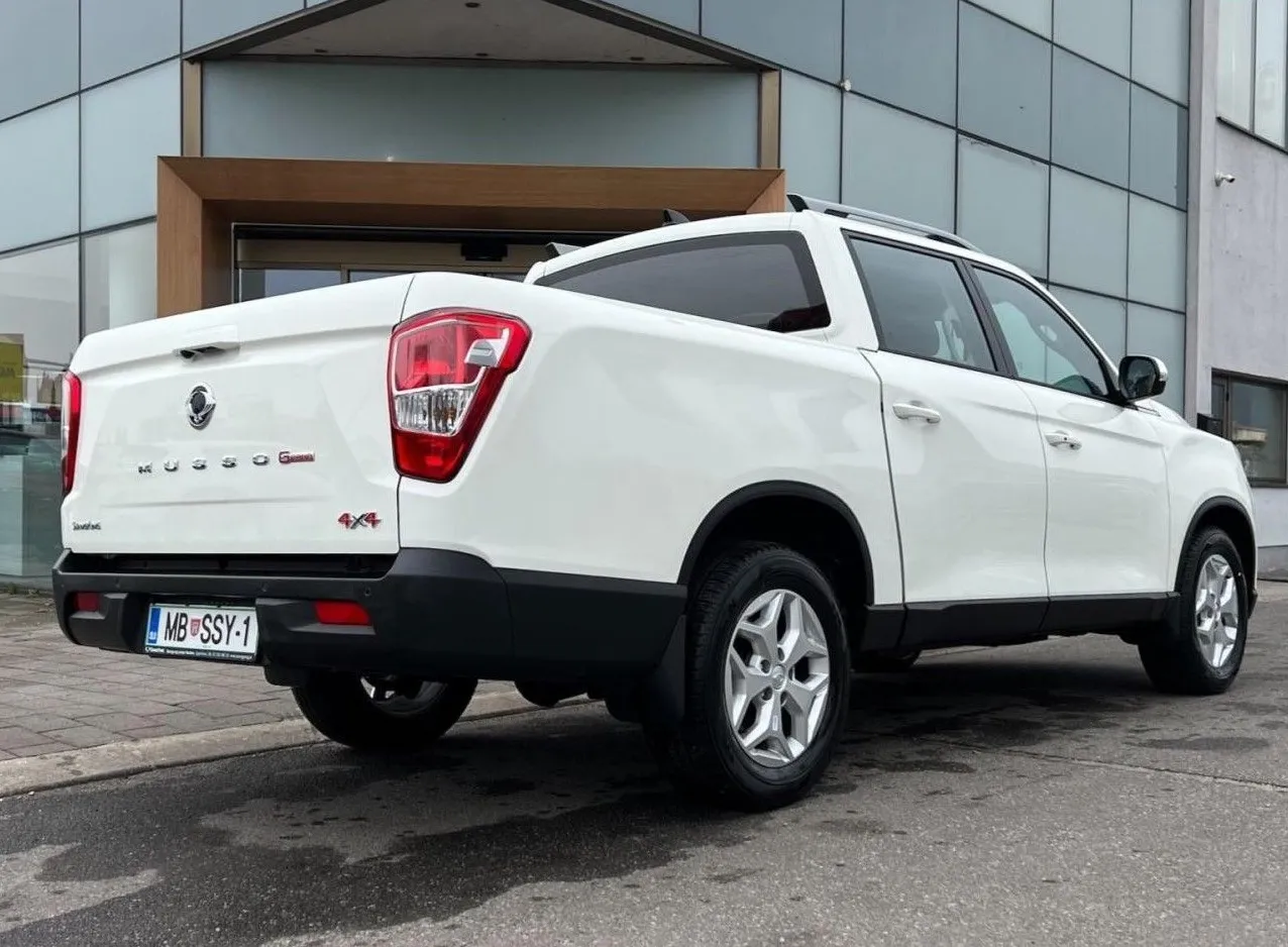 Zunanja slika - SsangYong Musso - Grand 2.2 XDi 4WD Ultimate AT-PDC-KAMERA-NAVI - 3